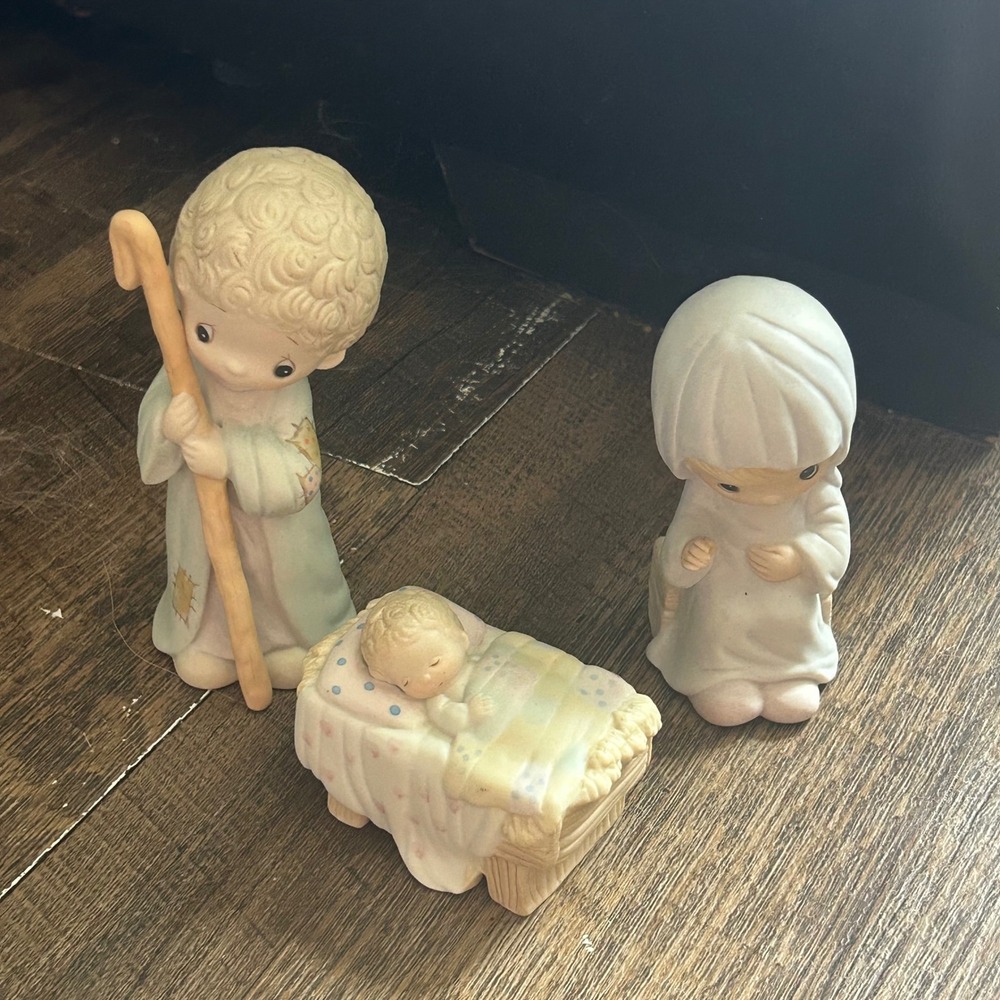 Precious Moments Come Let Us Adore Him 1979 Nativity 3pc Set Mary Shepherd Jesus